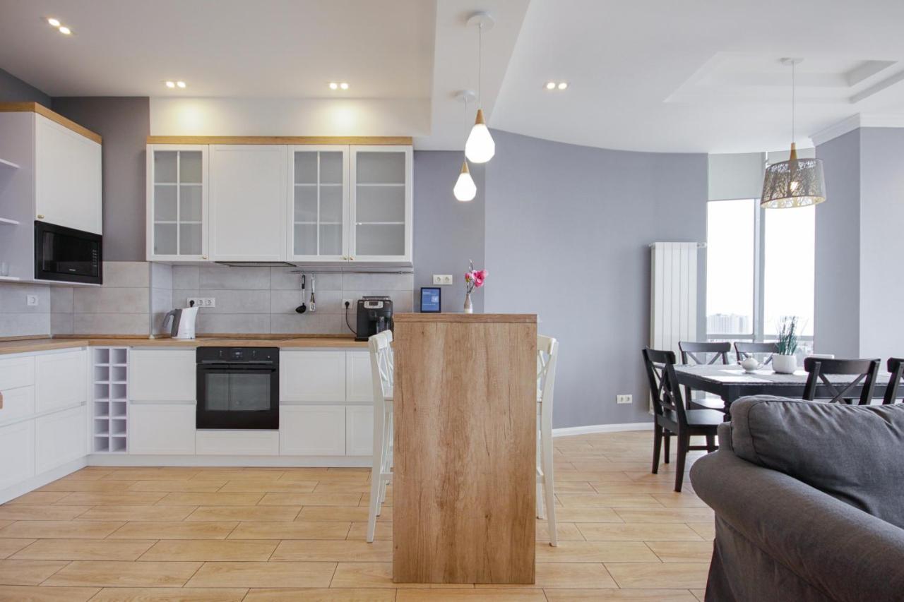 Gagarin Plaza Apartment 敖德萨 外观 照片